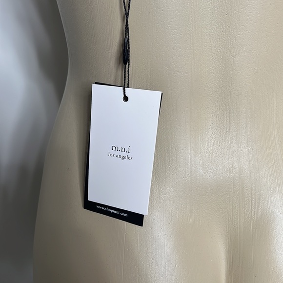 M.N.I white and yellow floral bikini top size Large - Picture 4 of 4